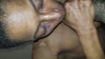 Early morning head from wife she loves to suck on it